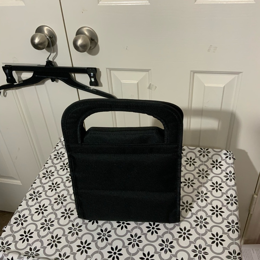 NWOT RTIC Black Insulated Lunch Bag - Picture 2 of 3